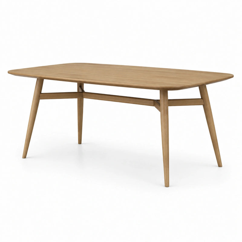Table à manger en bois de chêne